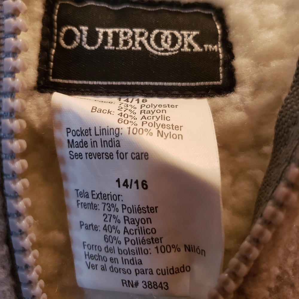 Coat - Picture 5 of 9